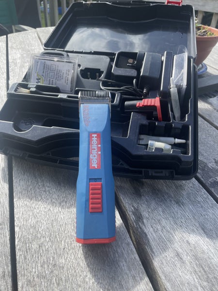 Dog grooming clippers Swiss made Carousel 3