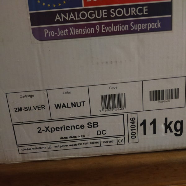 Pro-Ject 2-Xperience SB Walnut Turntable62935698456706112