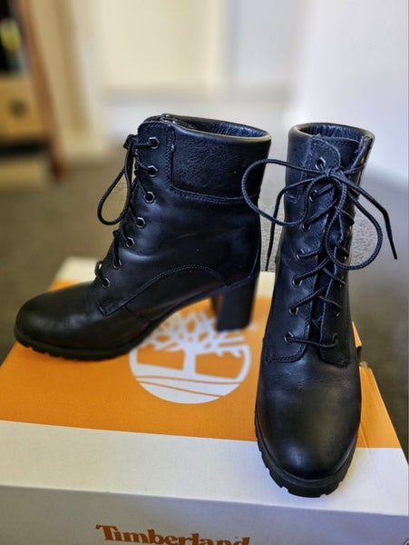 Timberland boots with heels, (+/- Colorado handbag!) Carousel 1