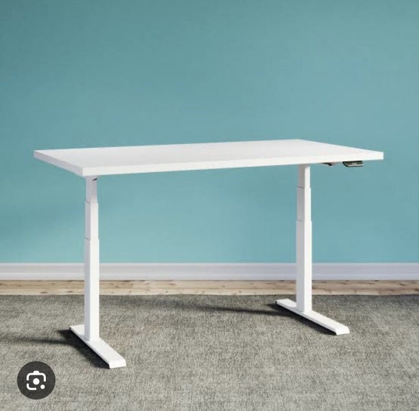 Electric standing desk - BRAND NEW Carousel 1
