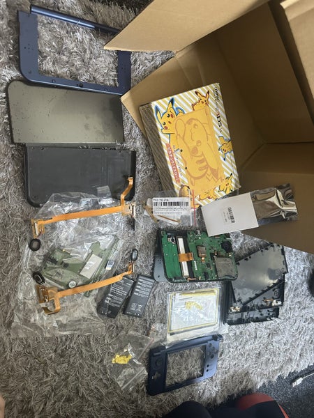 Nintendo New 3DS XL bulk lot + Pikachu edition - READ Description Carousel 1