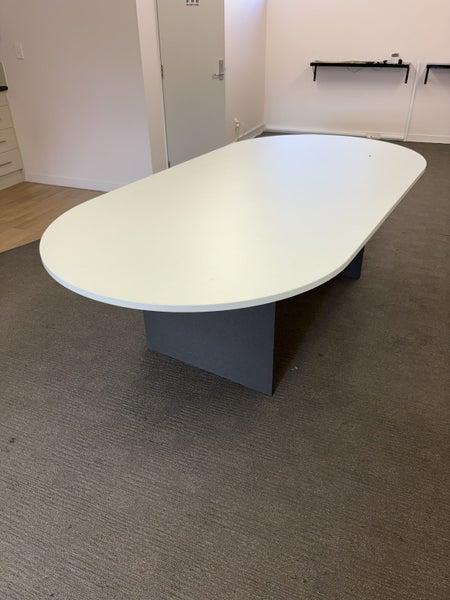 Boardroom Table Carousel 1