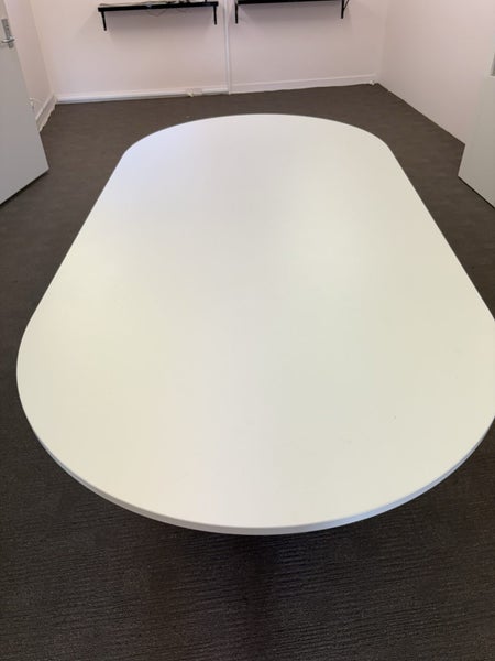 Boardroom Table Carousel 4