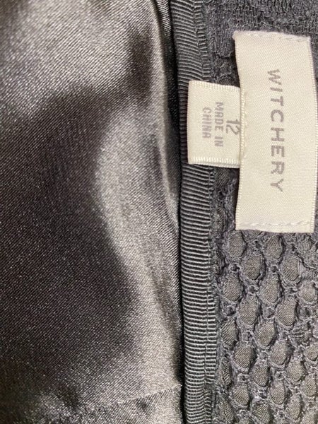 Sexy black lace pencil skirt Carousel 1
