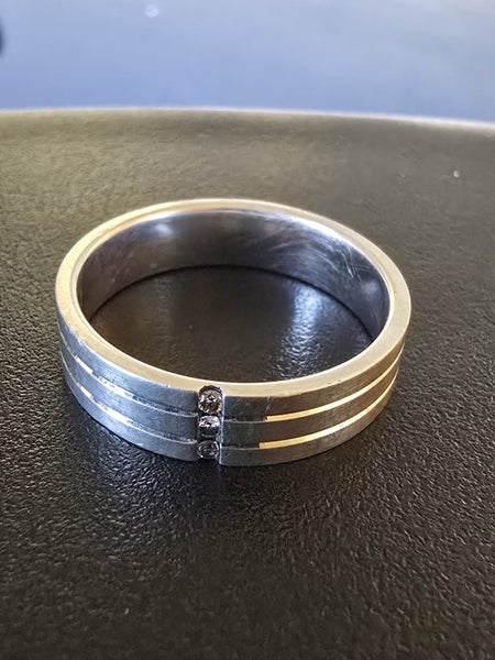9 CT Mens White gold wedding ring with diamonds. Carousel 2