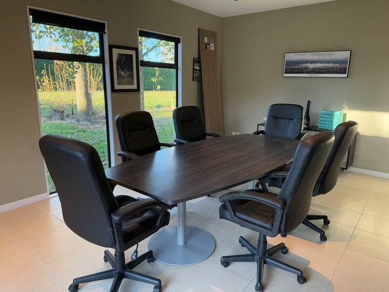 Boardroom table and 6 x chairs Carousel 1