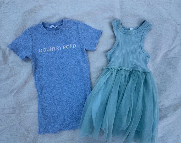 **$1 RES** dresses size 3 Carousel 1