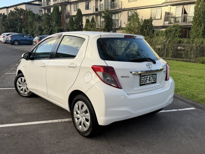 2012 Toyota Yaris Yr 1.3P Hatch62866856426241111