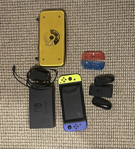 Nintendo switch plus accesories Carousel 1