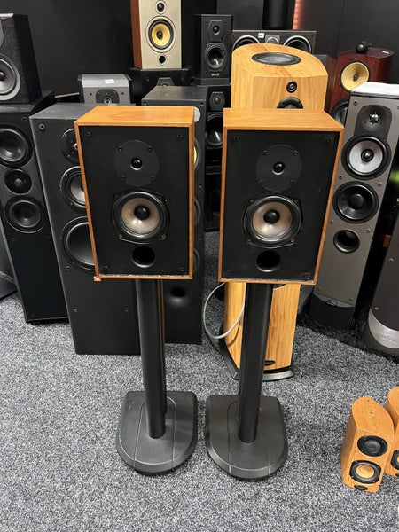Vintage Roger’s LS-2 Speakers Carousel 2
