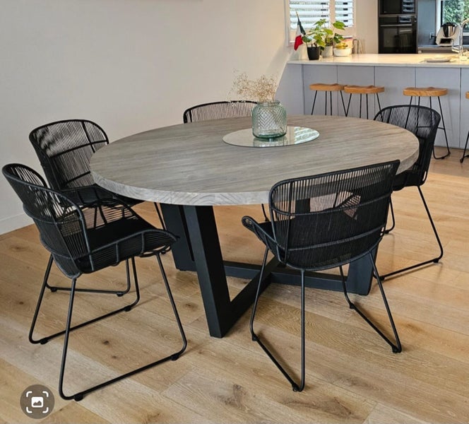 Table for outdoor or indoor use62866850877059113