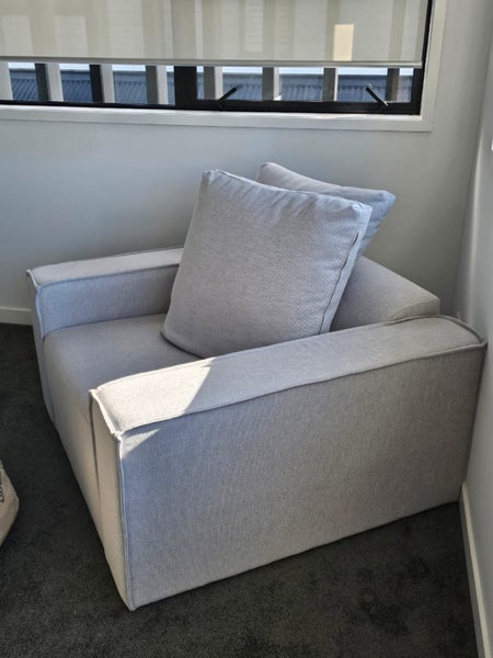 Armchair628668508825611112