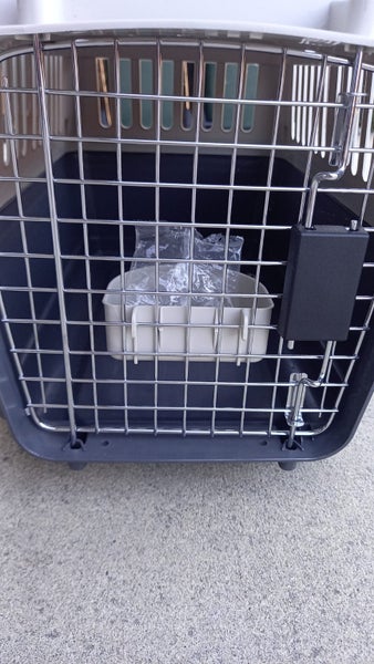 Airline pet/dog/cat carrier Small Carousel 3