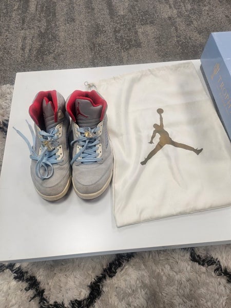 Air Jordan 5 trophy room Carousel 1