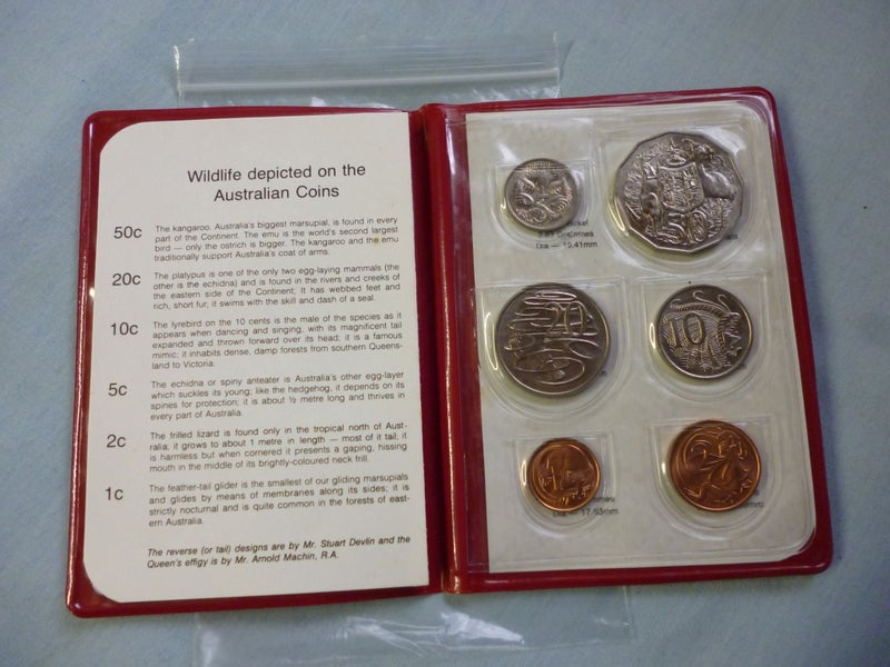 1980 Australia coin set Carousel 1