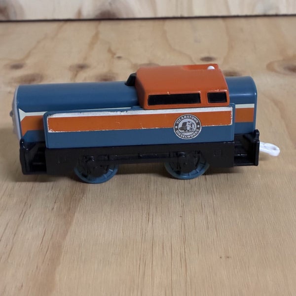 Rare Thomas & Friends Den Trackmaster Motorised Train Engine (B52) Carousel 2