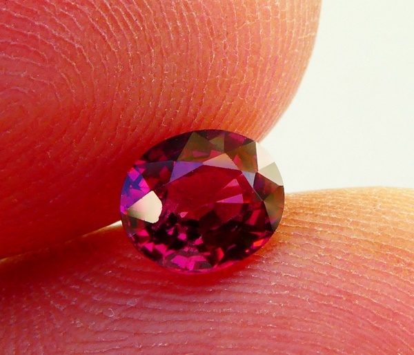 $1RE 0.85CT GORGEOUS OVAL 100% NATURAL PURPLE PINK RHODOLITE Carousel 1
