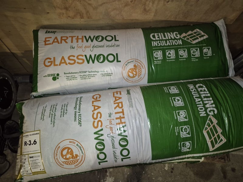 Earthwool ceiling insulation Carousel 3