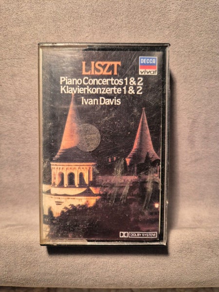 Liszt Cassette Tape Carousel 1