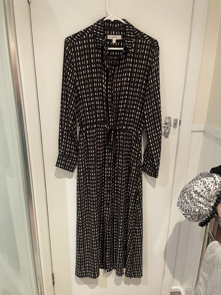 Designer Wardrobe Edit - Juliette Hogan dress - sz 12 Carousel 1