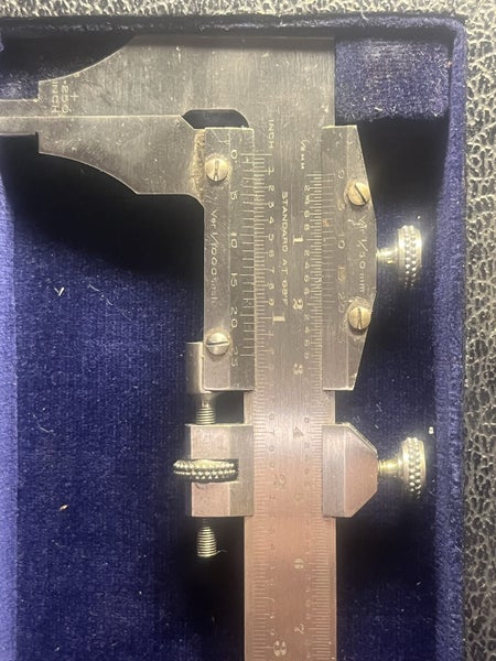 CHESTERMAN SHEFFIELD VINIER CALLIPERS IN ORIGINAL CASE Carousel 2