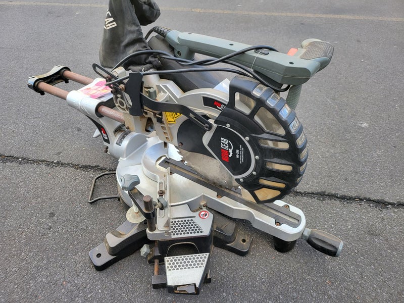 NG-250 250MM DOUBLE BEVEL SLIDING COMPOUND MITRE SAW - TS7454 Carousel 2