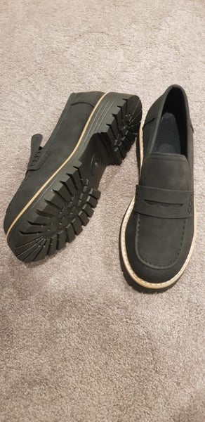 New Loafers Black Carousel 2