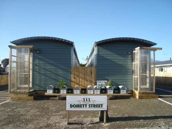Image 1 of 5