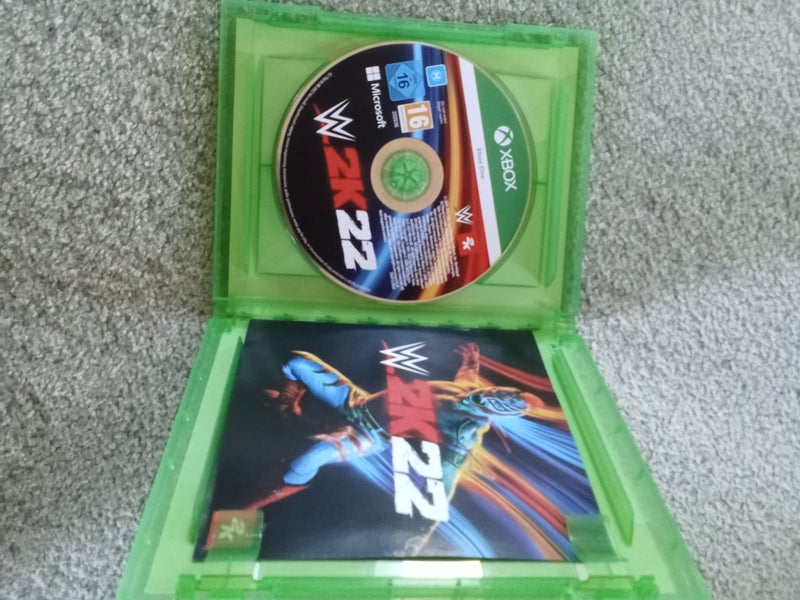WWE 2K 22 xbox disc Carousel 2