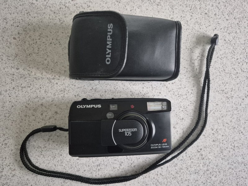 Olympus Superzoom 10S - 35mm Film Camera Carousel 2