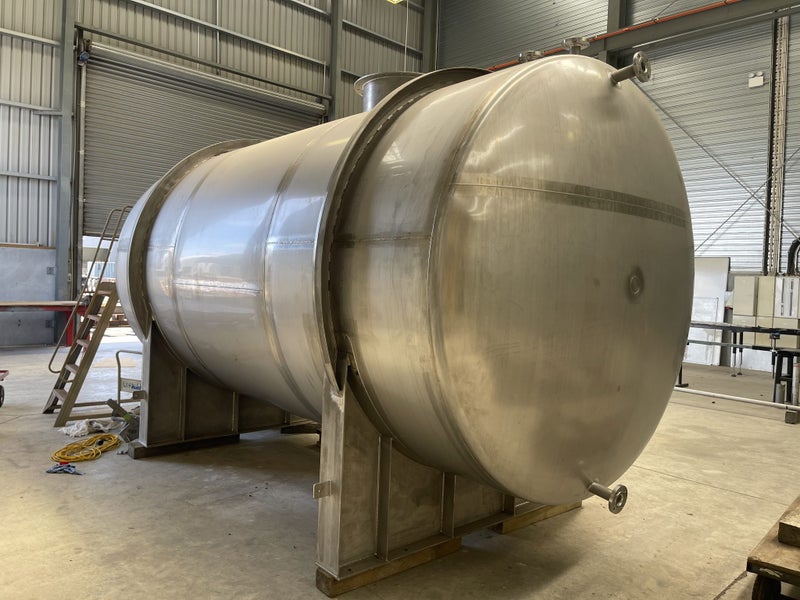 18,000 Litre Horizontal Tank Carousel 1