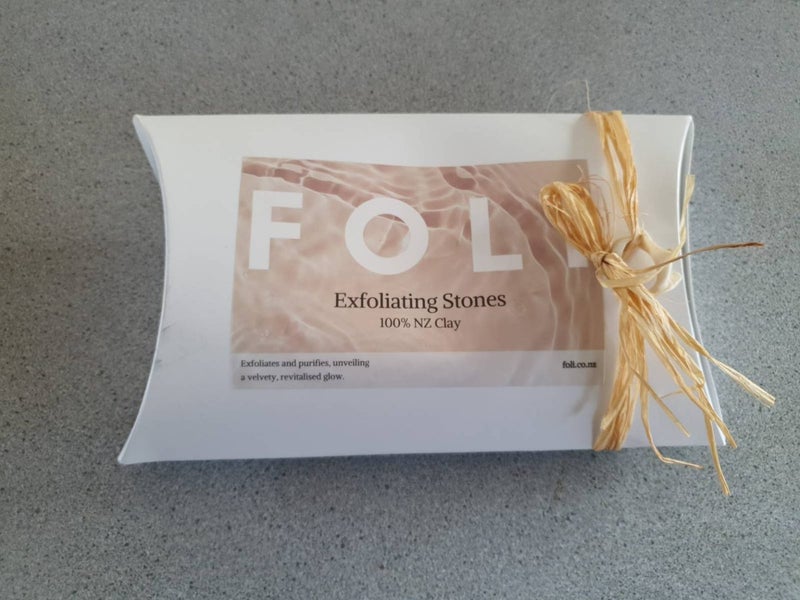 Foli Exfoliating Stone Set Carousel 2