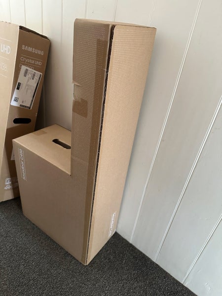 Brand New Samsung 55” DU8500 4K Smart TV + C450 Soundbar – Sealed in Box! Carousel 3
