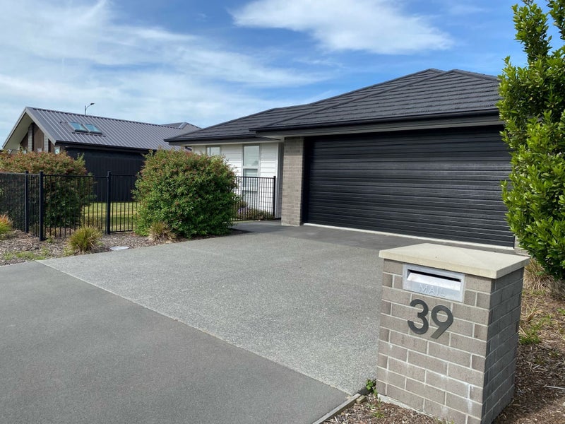 Image 1 of 18