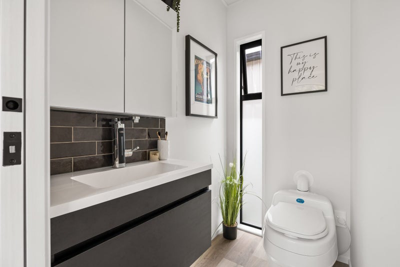 Separett Villa 9000 Waterless Toilet Carousel 3