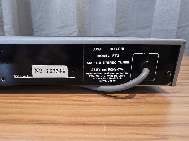 Hitachi FT2 AM/FM Stereo Tuner Carousel 11