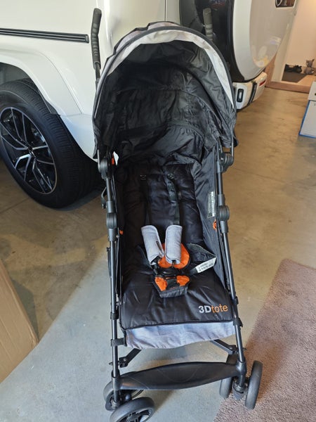 3Dtote Convenience Stroller – Lightweight Stroller with Extra Storage Basket Carousel 1