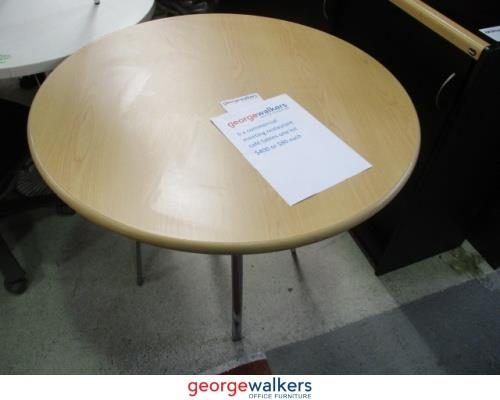 PR5835 Tawa Round Caf Table Carousel 1