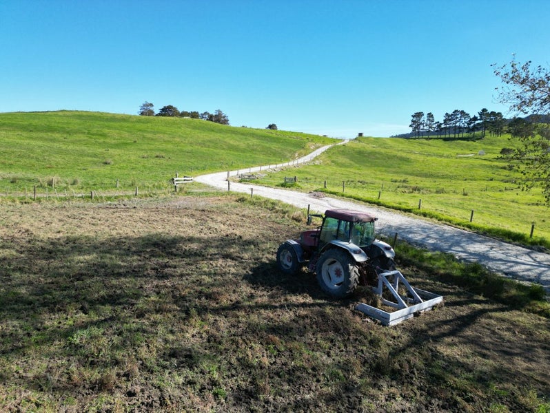 NEW 3m FarmMax Landplane (7995+gst) Carousel 12