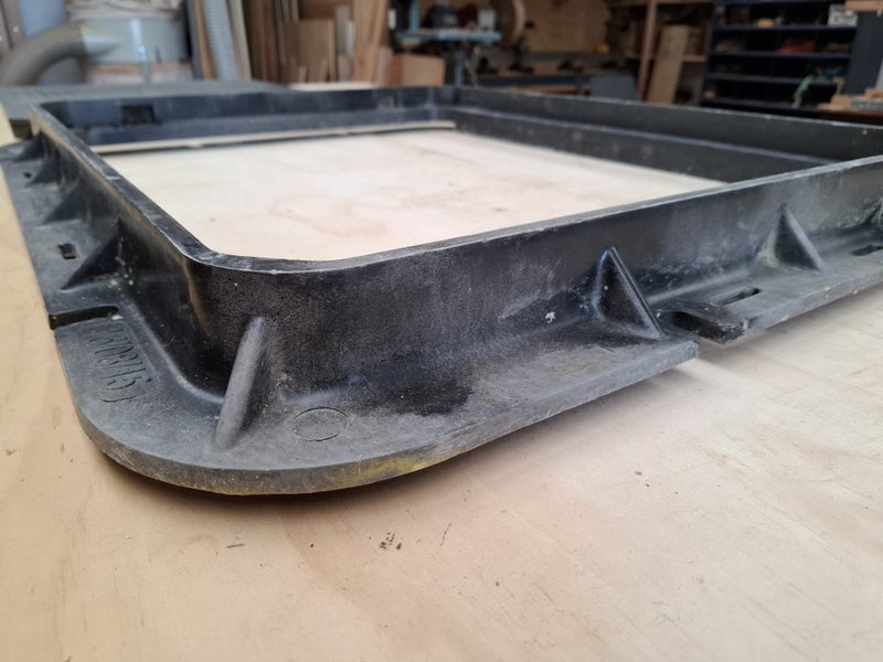 Cable pit/Manhole Lid Carousel 6