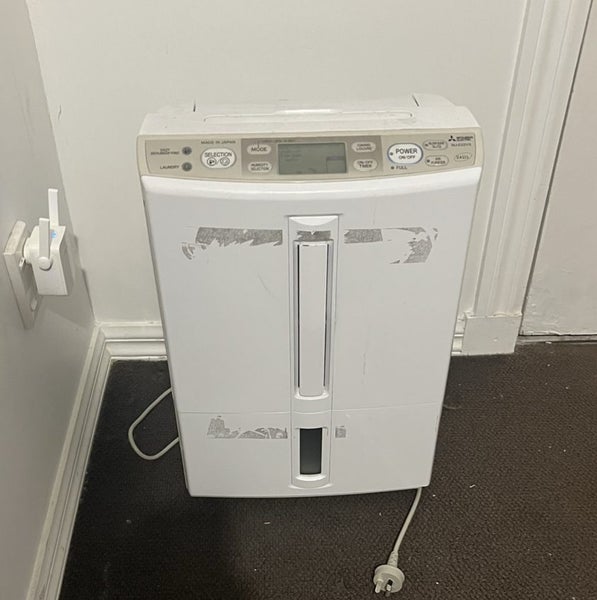 Mitsubishi Dehumidifier 22L- MJ-E22VX - RRP $979 Carousel 2