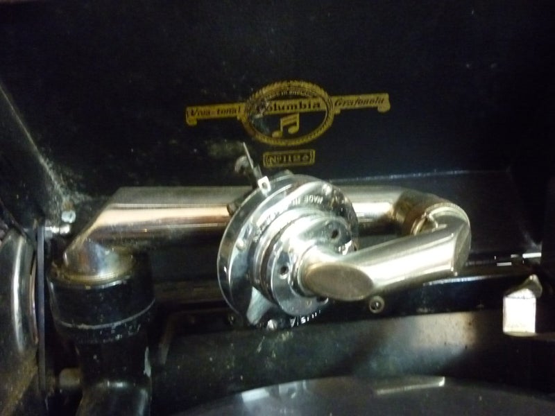 GRAMAPHONE PORTABLE HMV c1950'S. WORKING ORDER Carousel 2
