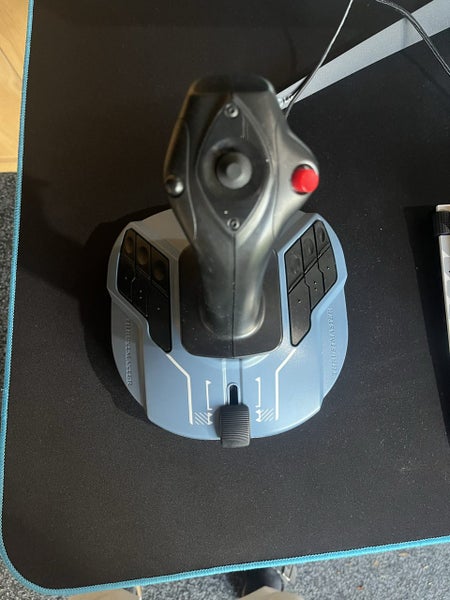 Thrustmaster TCA SIDESTICK/QUADRANT BUNDLE (AIRBUS EDITION) Carousel 8