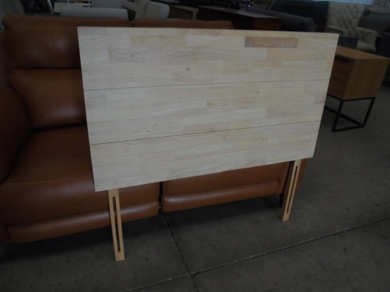 Chic headboard Single/king single Carousel 1