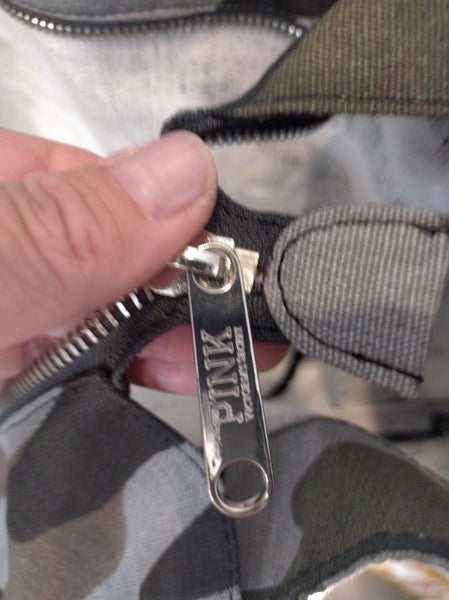 Victoria's Secret Camo Tote bag large, new! Carousel 6