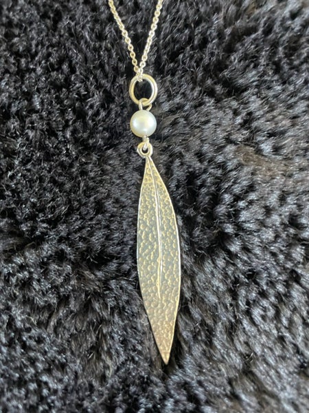 Karen Walker Cultured Pearl Leaf Pendant Carousel 1