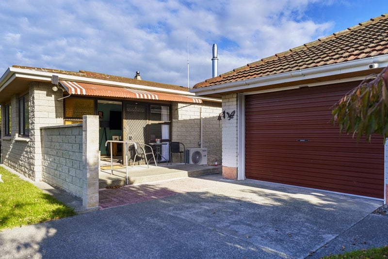 Image 1 of 18