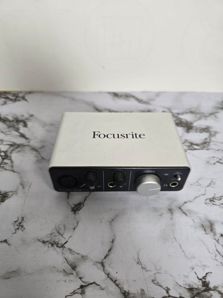 Focusrite iTrack Solo Carousel 5