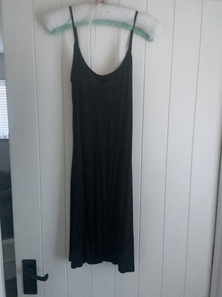 Blacklist sheet Teddy dress Carousel 3