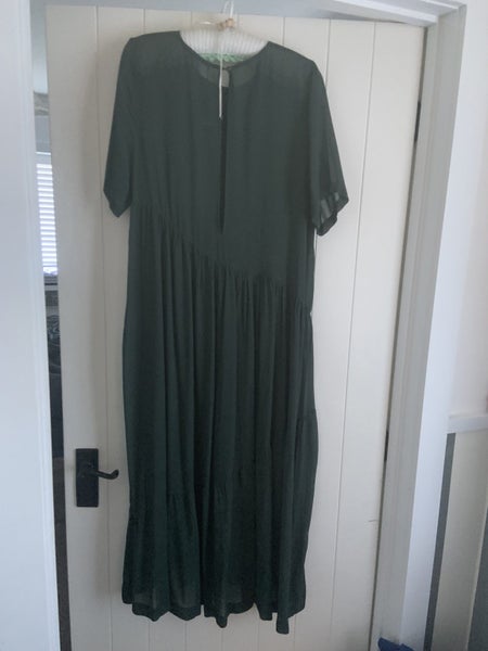 Blacklist sheet Teddy dress Carousel 2